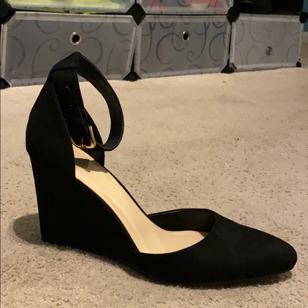 Heels - Wedges